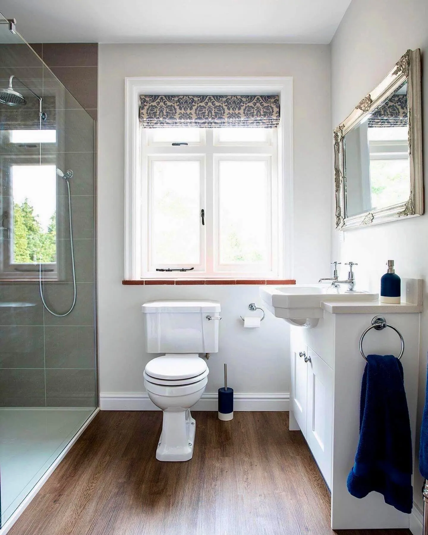 Bath to shower conversion in Haywards Heath - photo 8