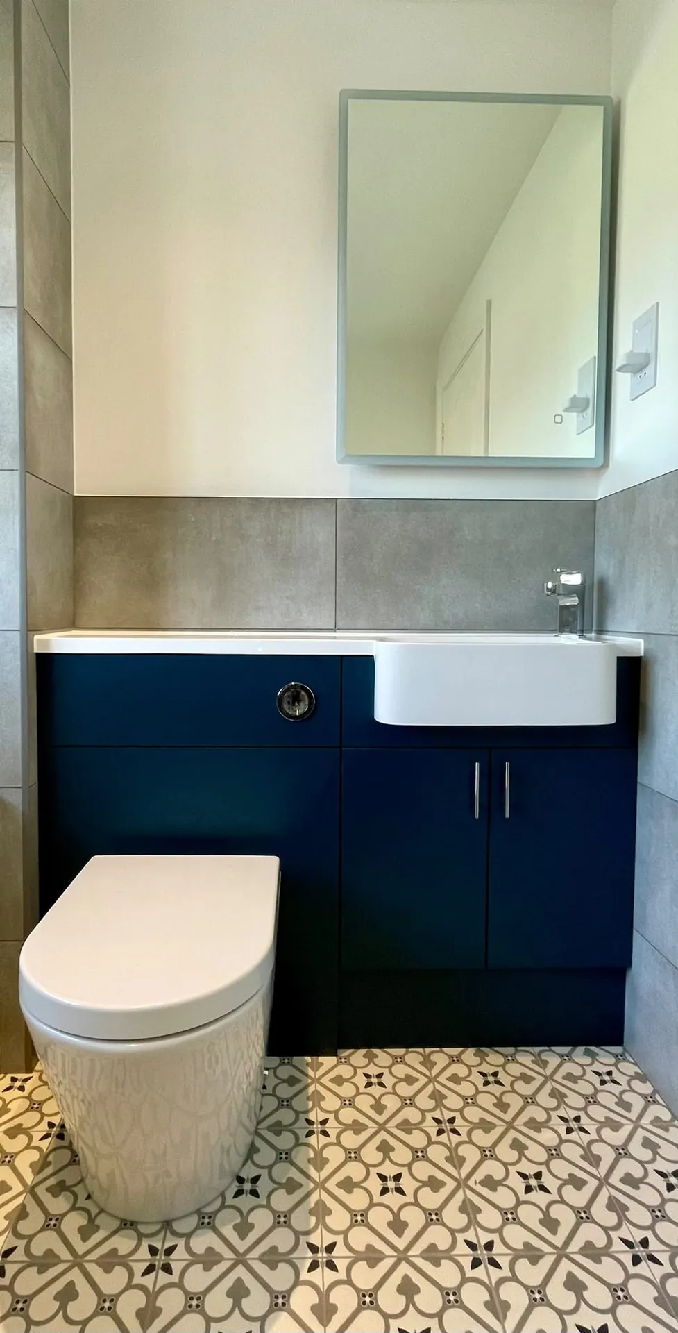 Toilet and sink replacement in Haywards Heath - photo 54